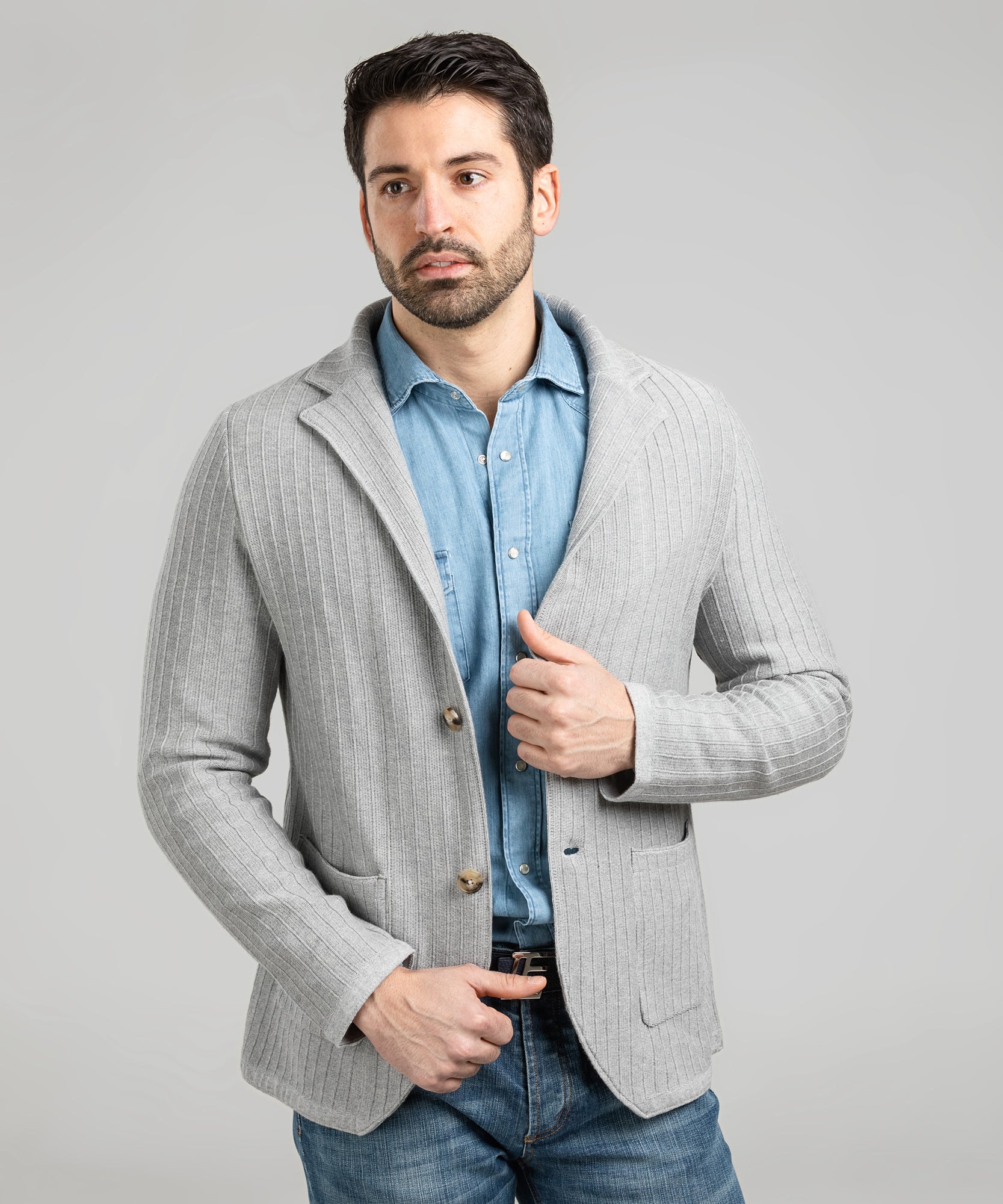 Jacket / Sweater Grey
